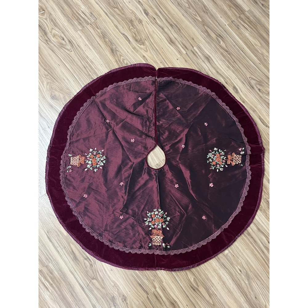 Delton Cherubs Velvet Christmas Tree Skirt Burgundy Floral Applique Lace Trim